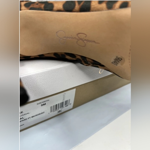 NWT Jessica Simpson “Ladee Over The Knee” Boots - Size 9M - Picture 2 of 3